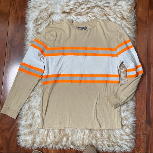 ASOS reflective tape relaxed tee - Picture 4 of 6